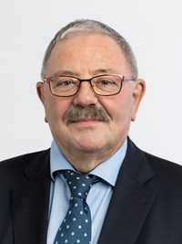 Dr. iur. Hans-Ulrich Stauffer